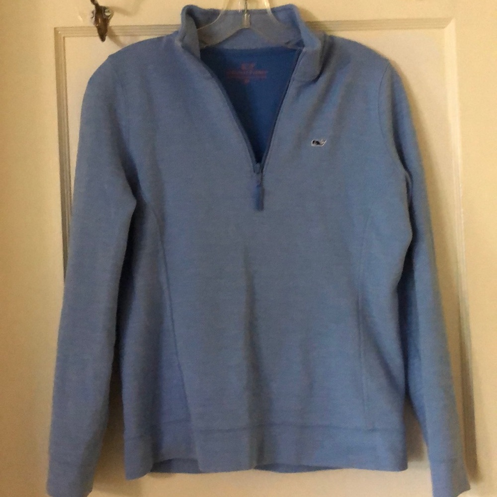 Blue vineyard vines sweater